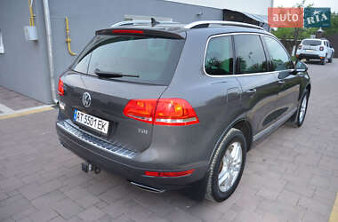 Внедорожник / Кроссовер Volkswagen Touareg 2012 в 