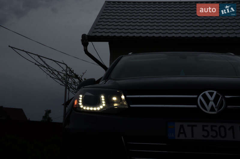 Позашляховик / Кросовер Volkswagen Touareg 2012 в Богородчанах