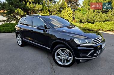 Позашляховик / Кросовер Volkswagen Touareg 2014 в Полтаві