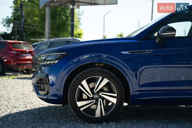 Внедорожник / Кроссовер Volkswagen Touareg 2022 в Черновцах