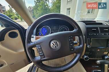 Внедорожник / Кроссовер Volkswagen Touareg 2009 в 