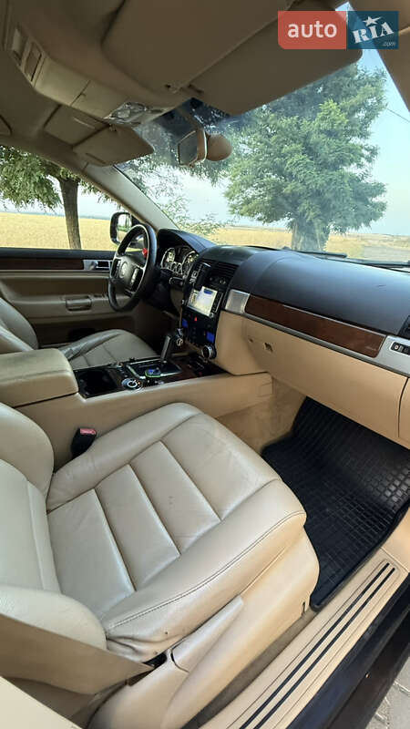 Внедорожник / Кроссовер Volkswagen Touareg 2007 в Татарбунарах