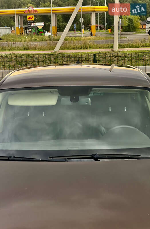 Внедорожник / Кроссовер Volkswagen Touareg 2011 в Луцке