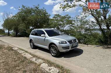 Внедорожник / Кроссовер Volkswagen Touareg 2007 в 