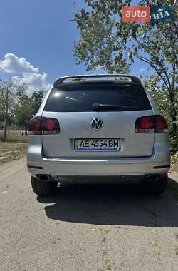 Внедорожник / Кроссовер Volkswagen Touareg 2007 в 