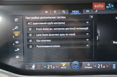 Внедорожник / Кроссовер Volkswagen Touareg 2019 в 