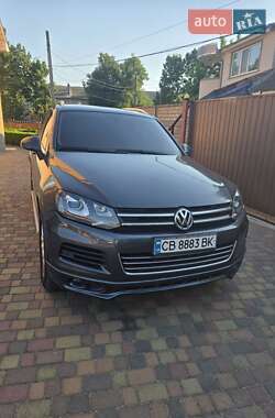 Позашляховик / Кросовер Volkswagen Touareg 2012 в Прилуках