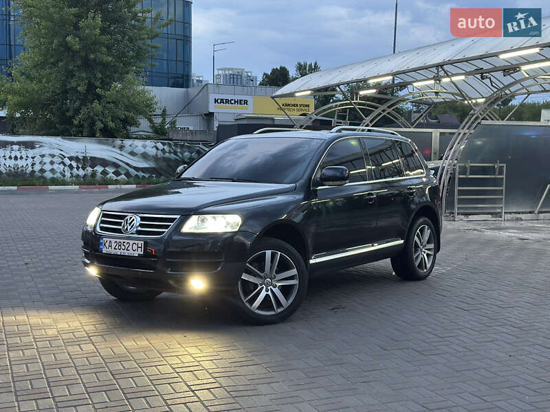 Внедорожник / Кроссовер Volkswagen Touareg 2006 в 