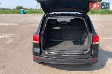 Внедорожник / Кроссовер Volkswagen Touareg 2005 в 