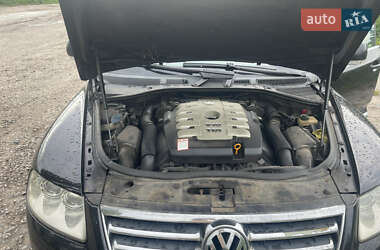 Внедорожник / Кроссовер Volkswagen Touareg 2004 в Сумах