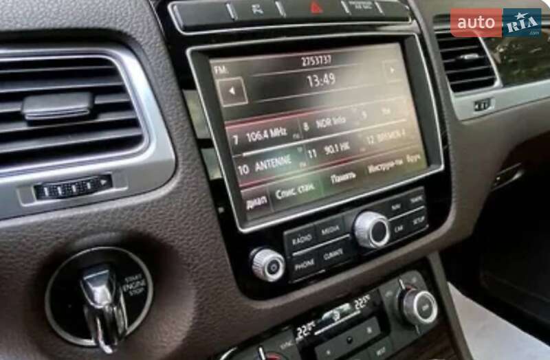 Внедорожник / Кроссовер Volkswagen Touareg 2015 в Ивано-Франковске