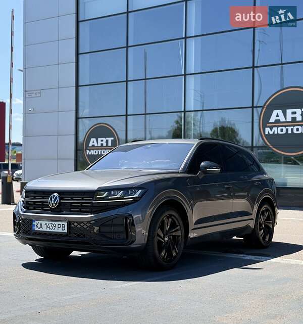 Внедорожник / Кроссовер Volkswagen Touareg 2024 в Киеве