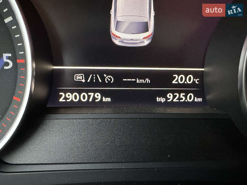 Внедорожник / Кроссовер Volkswagen Touareg 2014 в Бережанах