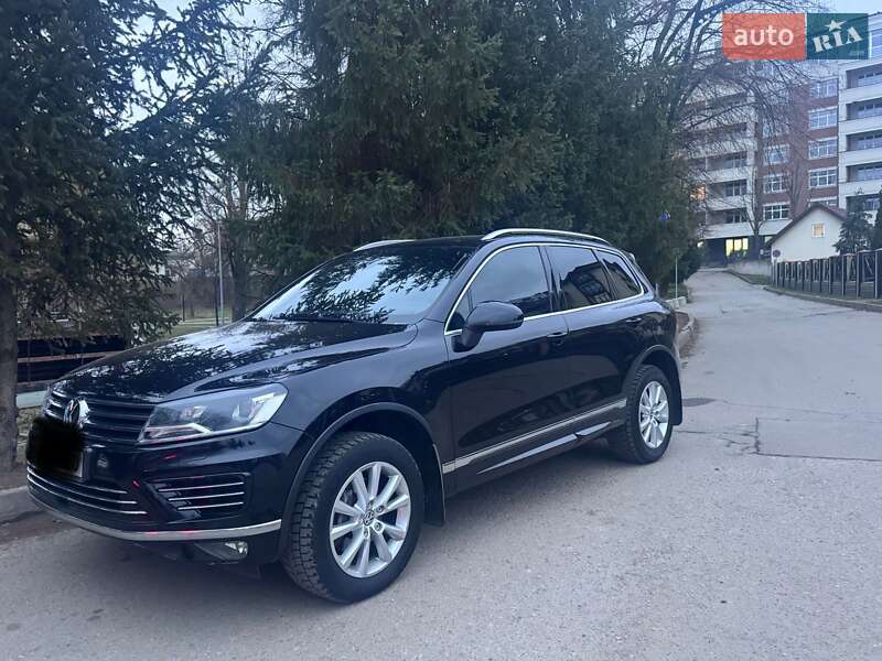Внедорожник / Кроссовер Volkswagen Touareg 2016 в Ивано-Франковске