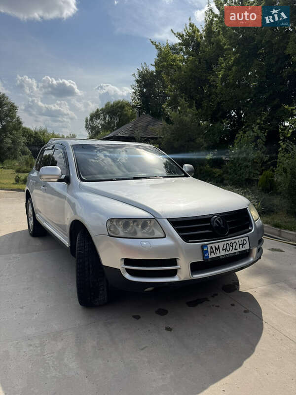 Позашляховик / Кросовер Volkswagen Touareg 2004 в Бердичеві