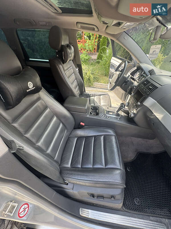 Позашляховик / Кросовер Volkswagen Touareg 2004 в Бердичеві