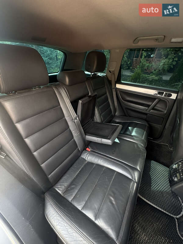 Позашляховик / Кросовер Volkswagen Touareg 2004 в Бердичеві