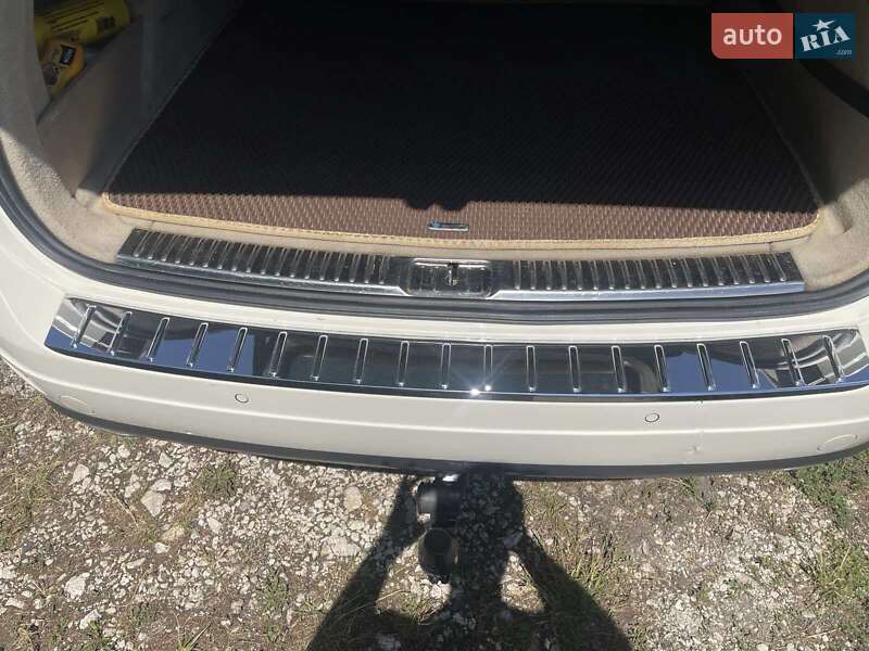 Позашляховик / Кросовер Volkswagen Touareg 2011 в Хмельницькому