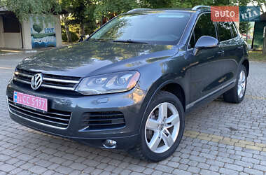 Внедорожник / Кроссовер Volkswagen Touareg 2011 в Львове