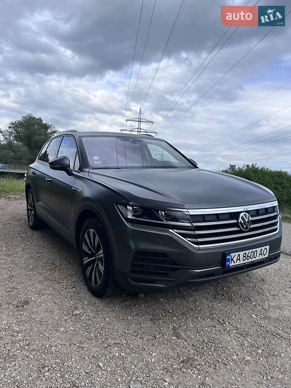 Внедорожник / Кроссовер Volkswagen Touareg 2021 в Ивано-Франковске