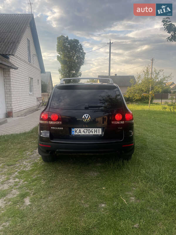 Внедорожник / Кроссовер Volkswagen Touareg 2008 в Киеве