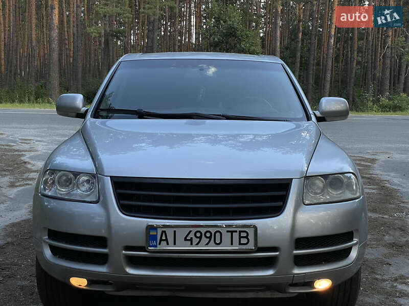 Внедорожник / Кроссовер Volkswagen Touareg 2002 в 