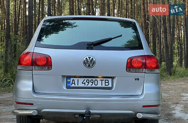 Внедорожник / Кроссовер Volkswagen Touareg 2002 в 