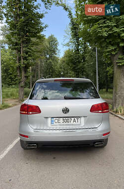 Внедорожник / Кроссовер Volkswagen Touareg 2014 в 
