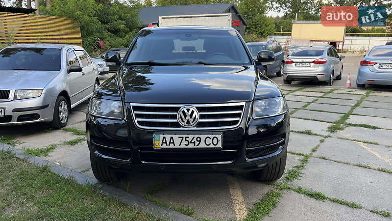 Внедорожник / Кроссовер Volkswagen Touareg 2007 в Киеве