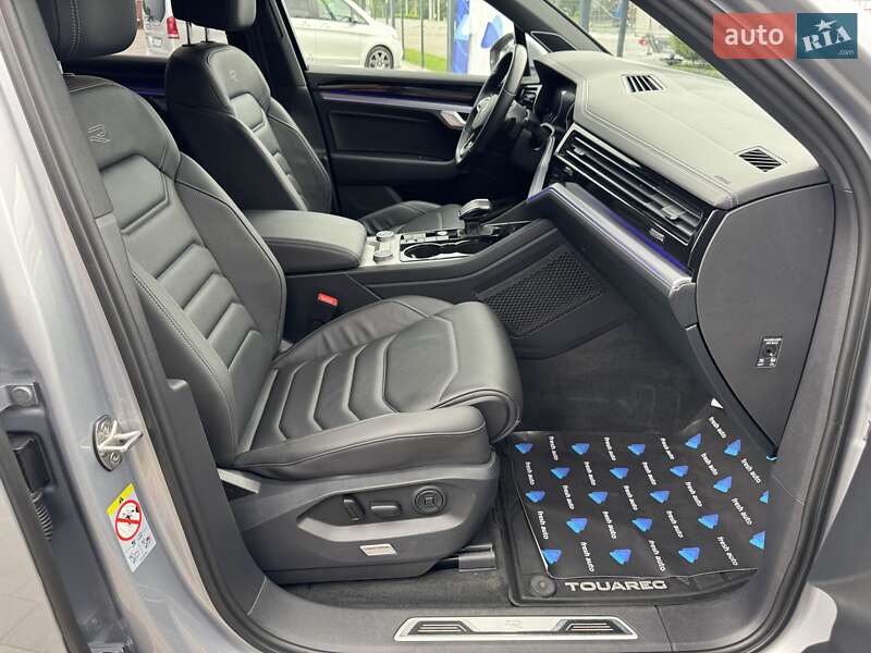 Внедорожник / Кроссовер Volkswagen Touareg 2022 в Ровно