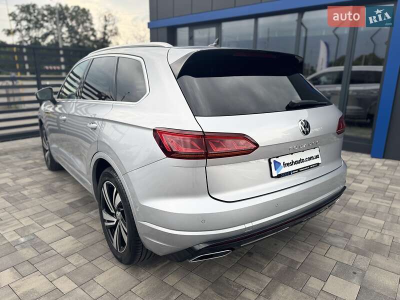 Внедорожник / Кроссовер Volkswagen Touareg 2022 в Ровно