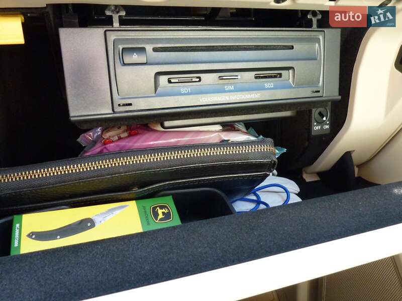 Внедорожник / Кроссовер Volkswagen Touareg 2015 в Житомире