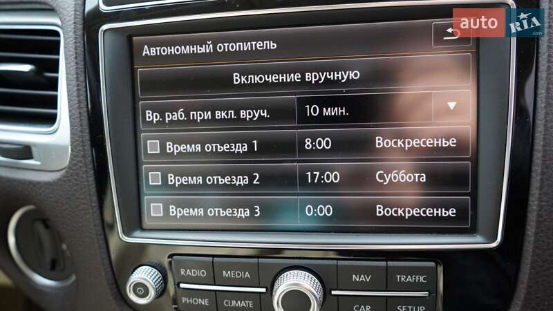 Внедорожник / Кроссовер Volkswagen Touareg 2015 в Житомире