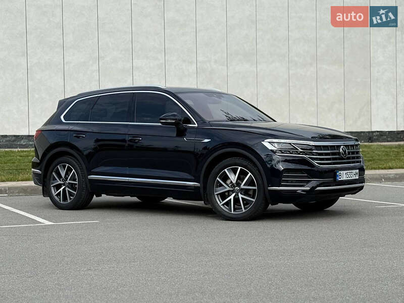 Внедорожник / Кроссовер Volkswagen Touareg 2022 в Киеве