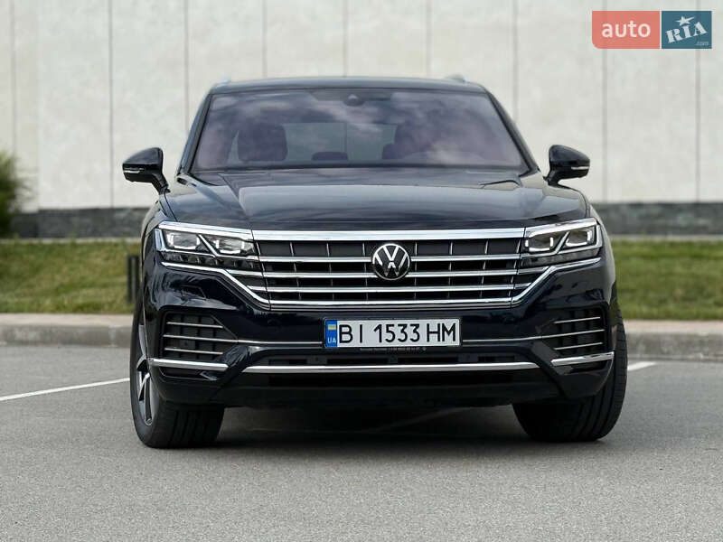 Внедорожник / Кроссовер Volkswagen Touareg 2022 в Киеве
