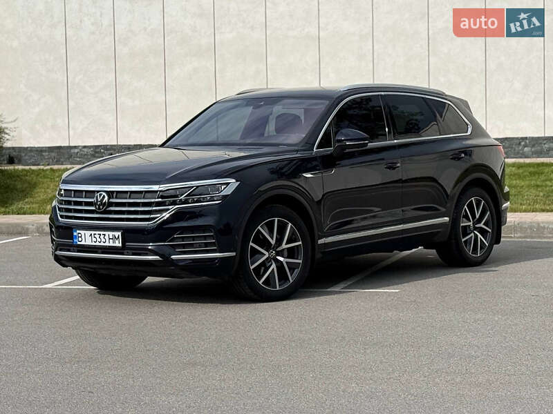 Внедорожник / Кроссовер Volkswagen Touareg 2022 в Киеве