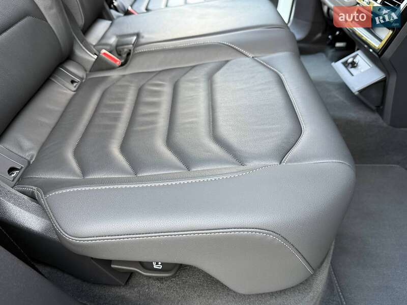 Внедорожник / Кроссовер Volkswagen Touareg 2022 в Ровно