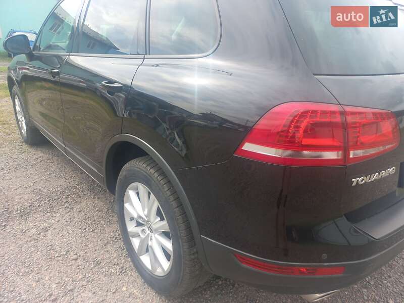 Внедорожник / Кроссовер Volkswagen Touareg 2011 в Шептицькому
