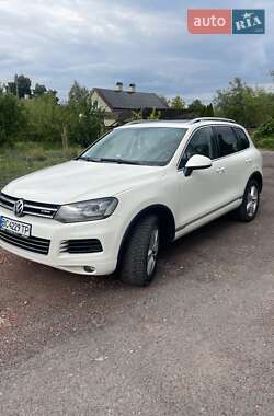 Позашляховик / Кросовер Volkswagen Touareg 2011 в Шептицькому
