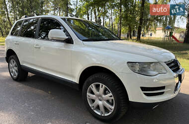 Внедорожник / Кроссовер Volkswagen Touareg 2010 в 