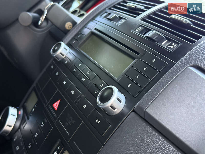 Внедорожник / Кроссовер Volkswagen Touareg 2010 в Ахтырке
