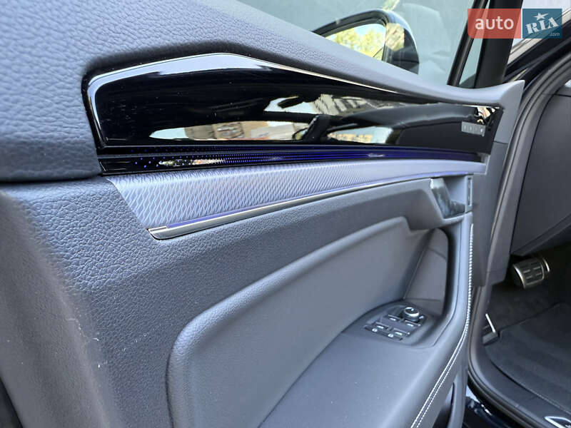 Позашляховик / Кросовер Volkswagen Touareg 2021 в Хмельницькому