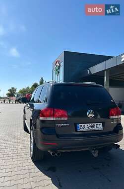 Внедорожник / Кроссовер Volkswagen Touareg 2006 в Хмельницком