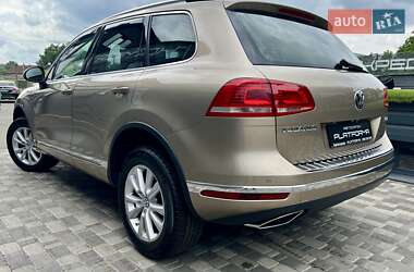 Внедорожник / Кроссовер Volkswagen Touareg 2017 в 