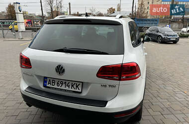 Позашляховик / Кросовер Volkswagen Touareg 2017 в 