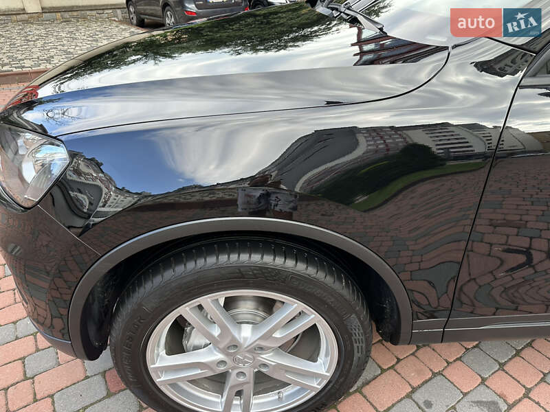 Позашляховик / Кросовер Volkswagen Touareg 2012 в Івано-Франківську