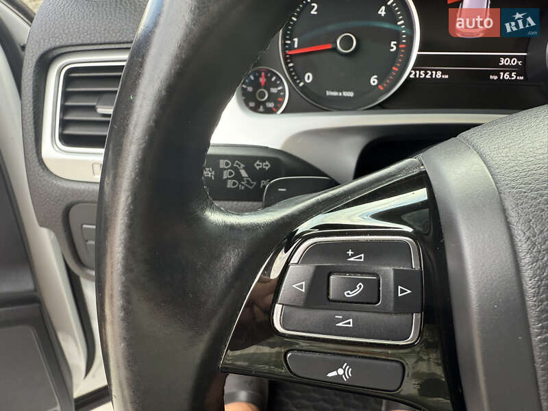 Позашляховик / Кросовер Volkswagen Touareg 2014 в Білій Церкві фото 29 Позашляховик / Кросовер Volkswagen Touareg 2014 в Білій Церкві