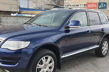 Позашляховик / Кросовер Volkswagen Touareg 2009 в Києві