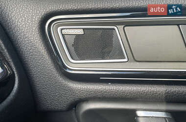 Внедорожник / Кроссовер Volkswagen Touareg 2015 в 