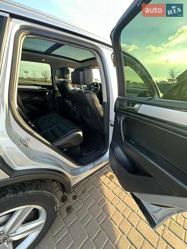 Внедорожник / Кроссовер Volkswagen Touareg 2013 в Умани фото 19 Внедорожник / Кроссовер Volkswagen Touareg 2013 в Умани
